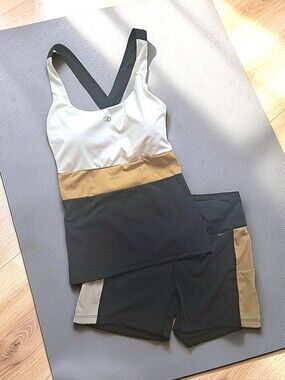 Goldbergh Luxury Sport Workout Set Medium Black Gold White LIKE NEW